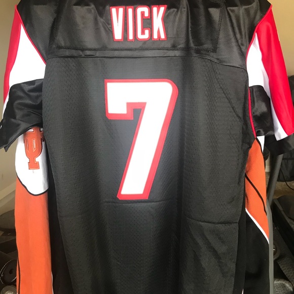 Youth Michael Vick jerseys - Picture 2 of 3